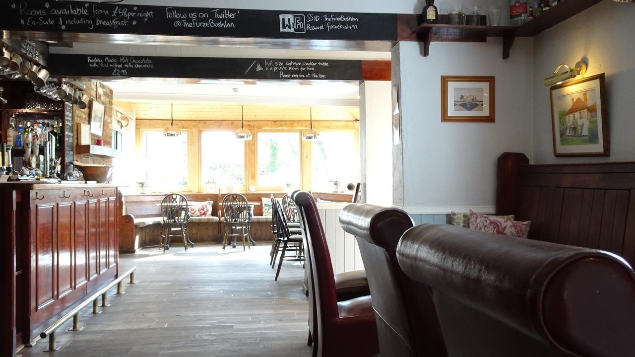 The Furze Bush Inn Newbury (Berkshire) Exterior foto