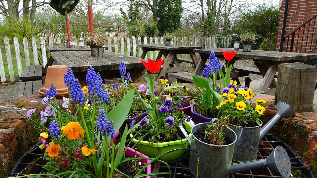 The Furze Bush Inn Newbury (Berkshire) Exterior foto